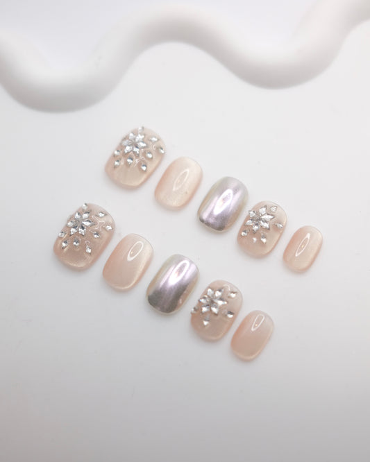 Short Rounded Nude Color Snowflake Diamond Press On Nails