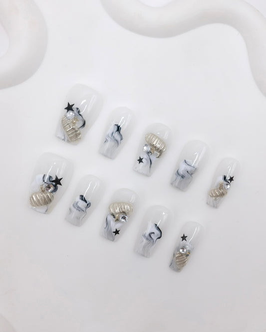 Mid-Long Coffin White Black Star With Diamond Press On Nails