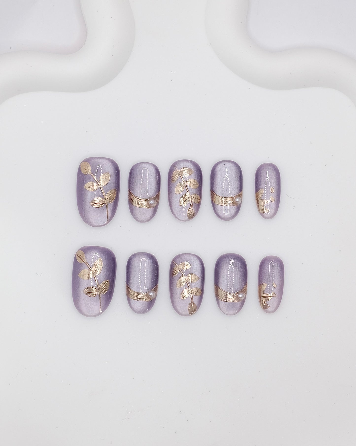 Mid-Long Oval Purple With Golden Blossom Press On Nails