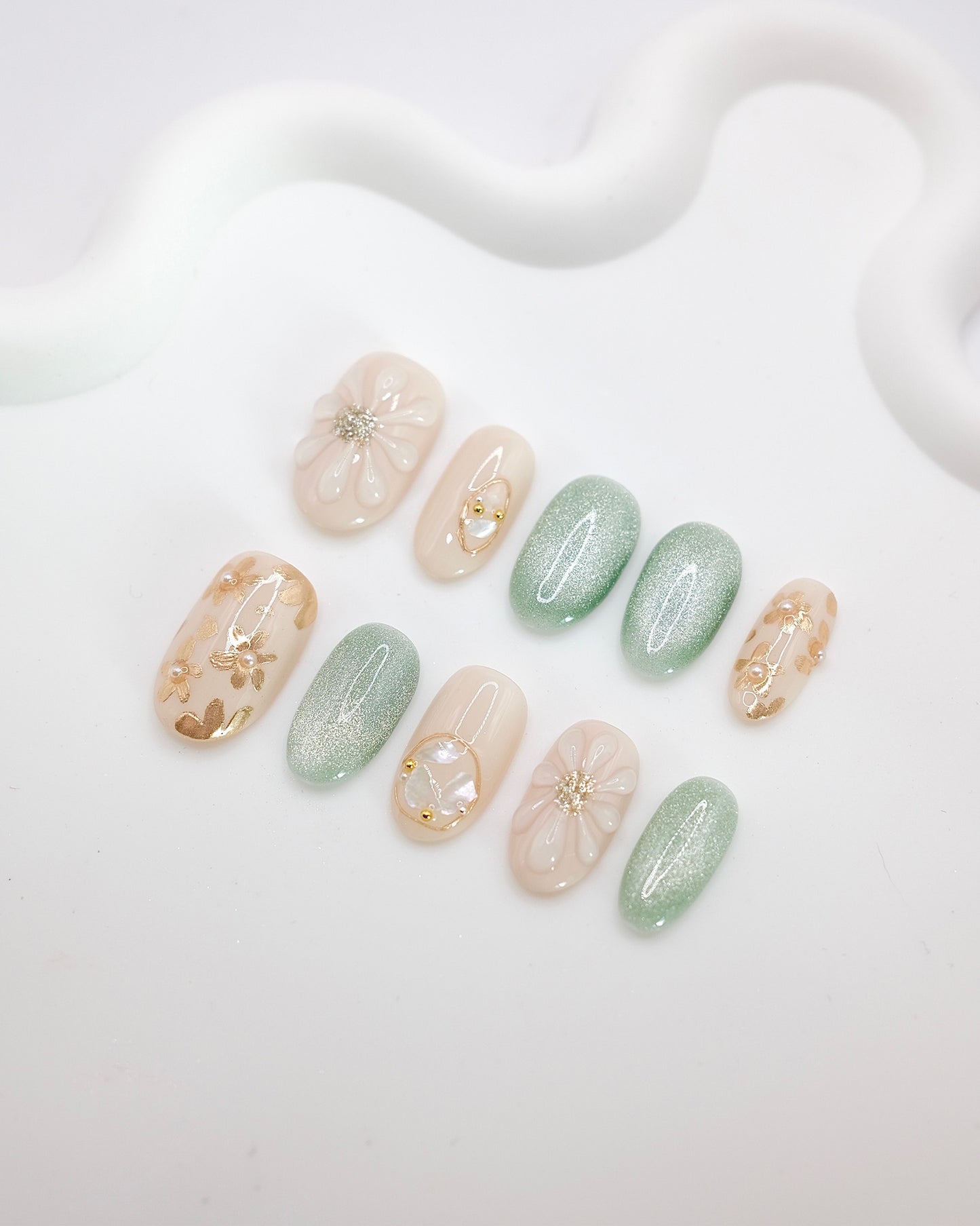 Mid-Long Oval Green & Nude Flower Press On Nails