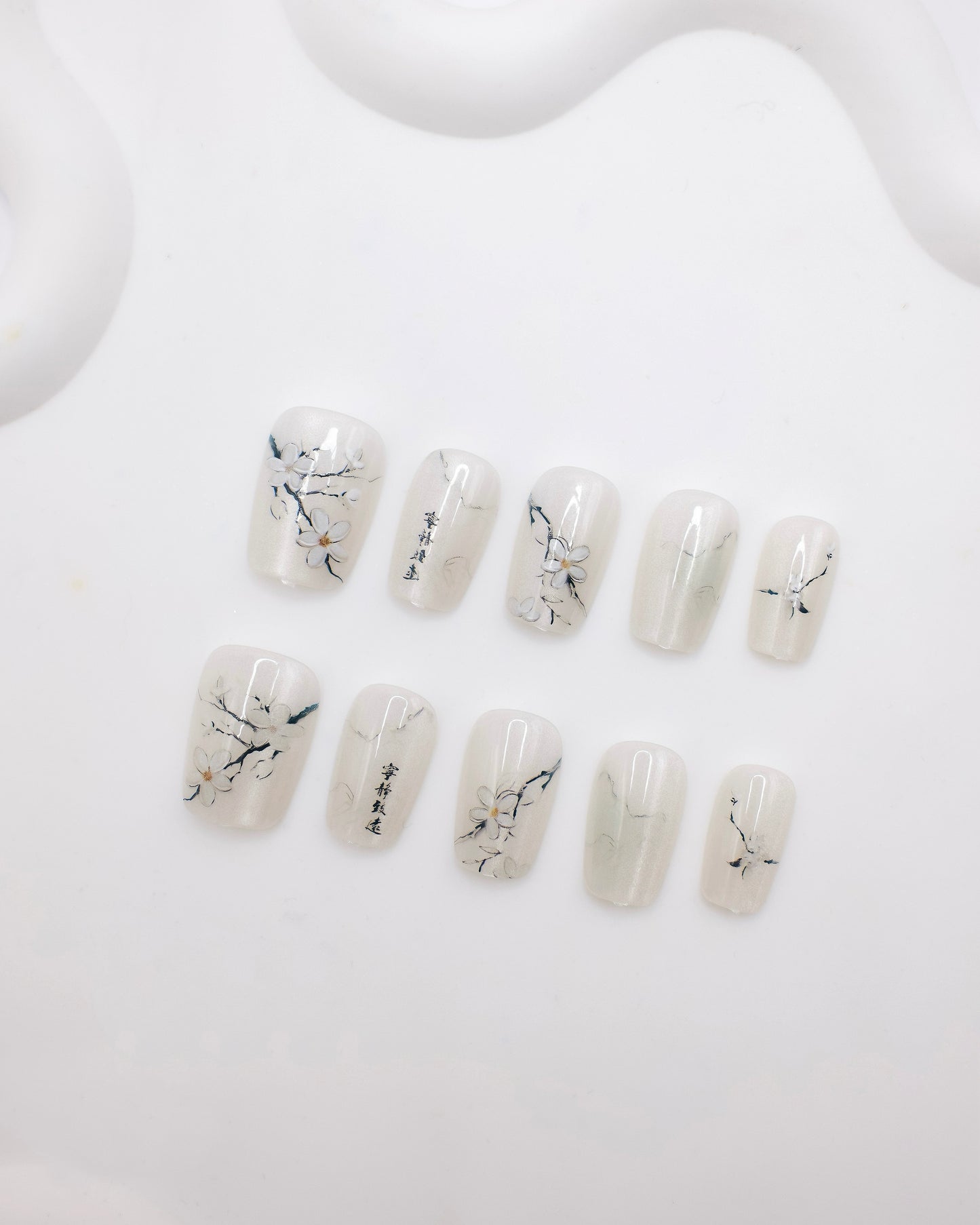 Short Coffin Cateye Chinese Character With White Cymbidium Press On Nails