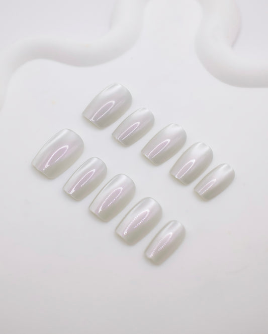 Short Coffin Cateye Pearl White Press On Nails