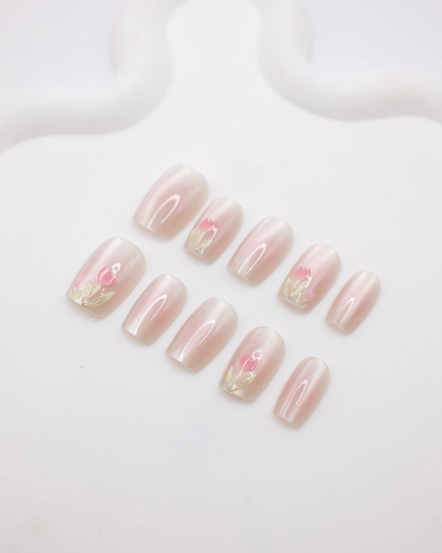 Short Coffin Cateye Pink Embossed Flower Press On Nails