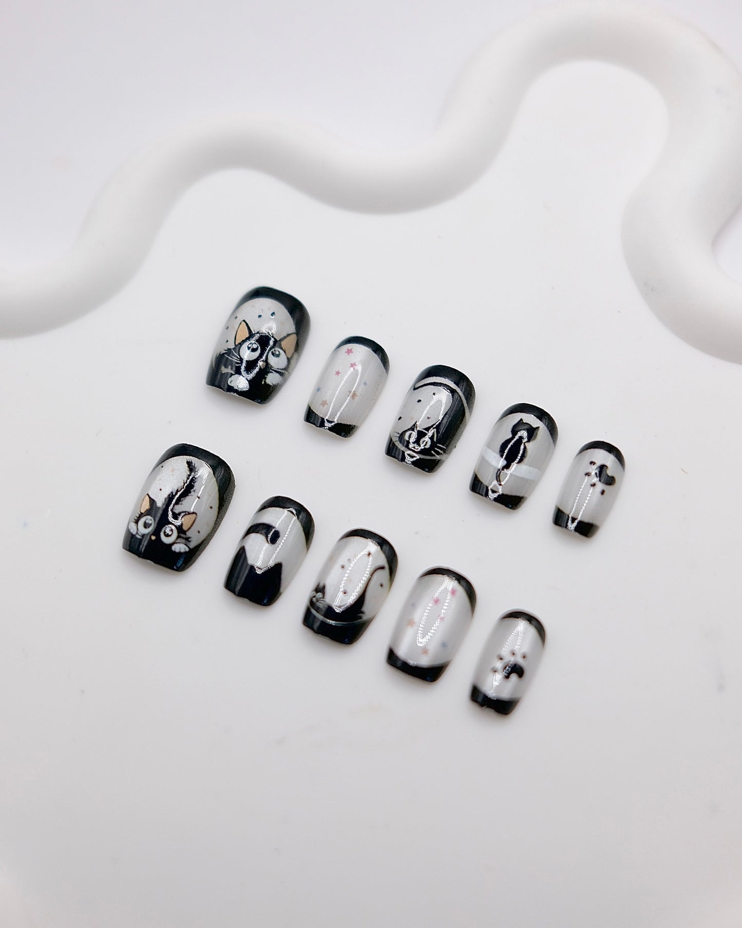 Short Coffin Black Gentle Cat Press On Nails