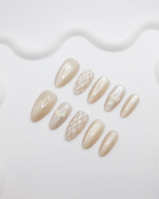 Mid-Long Almond Cateye 3D Bowtie Press On Nails
